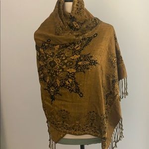 Like new scarf/wrap.